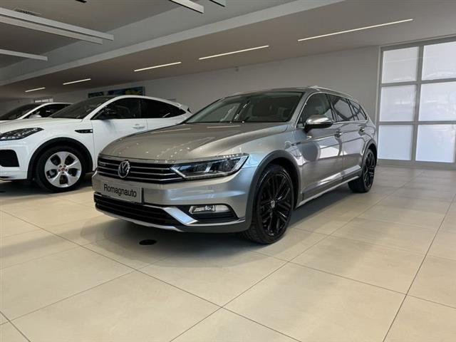 VOLKSWAGEN PASSAT Business Alltrack 2.0 BiTDI 240 CV 4MOT DSG Exec. BMT