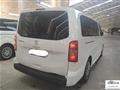 PEUGEOT Traveller BlueHDi 120 S&S Long Business