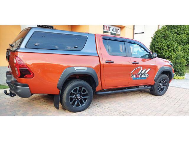 TOYOTA HILUX 2.4 D-4D A/T 4WD 4 porte Double Cab Invincible