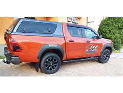 TOYOTA HILUX 2.4 D-4D A/T 4WD 4 porte Double Cab Invincible