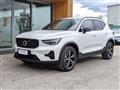 VOLVO XC40 B3 automatico Plus Dark