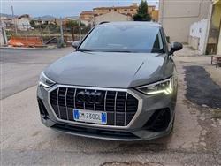 AUDI Q3 40 TFSI quattro S tronic S line edition