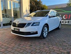 SKODA Octavia Station Wagon 2.0 tdi Executive 150cv dsg