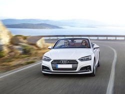 AUDI A5 CABRIO A5 Cabrio 40 TFSI S tronic Business Sport