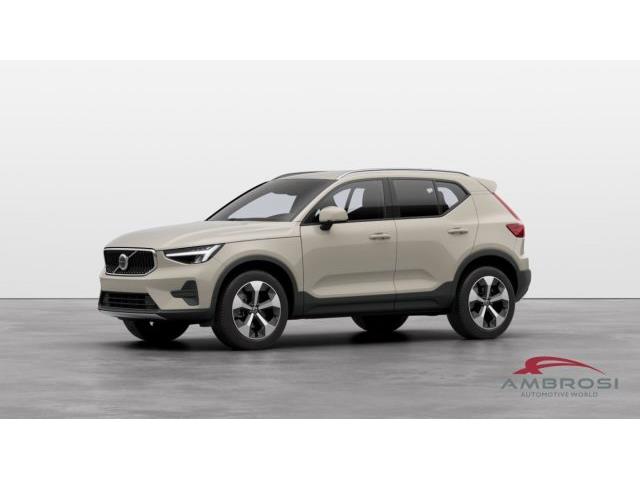 VOLVO XC40 B3 Mild hybrid Benzina Core