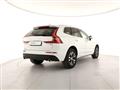 VOLVO XC60 B4 (d) AWD Geartronic Momentum Pro