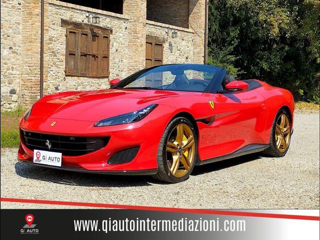 FERRARI PORTOFINO bicolore-cavallino cucito poggiatesta-iva esposta