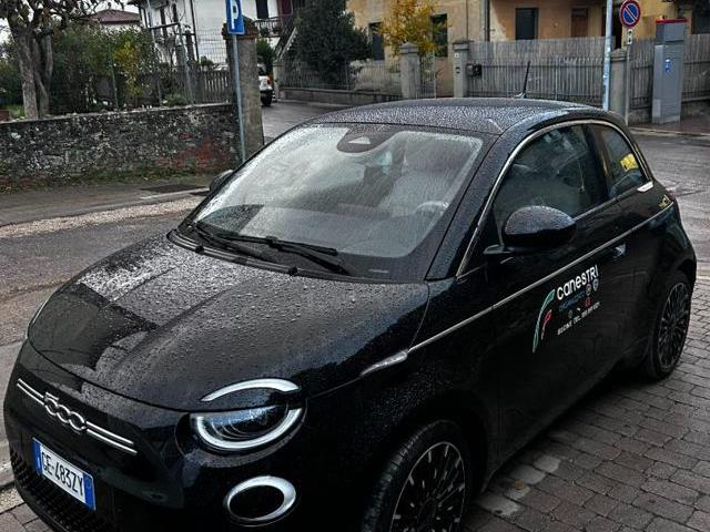 FIAT 500 ELECTRIC La Prima 3+1 42 kWh