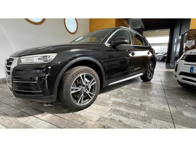 AUDI Q5 40 TDI quattro S tronic Business Sport