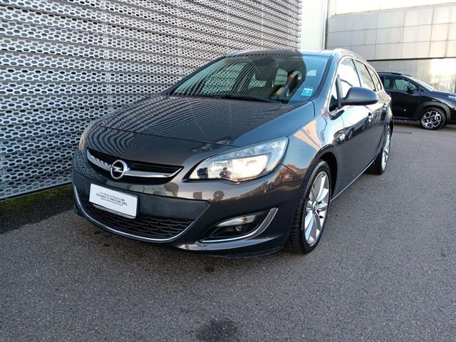 OPEL ASTRA 1.7 CDTI 110CV Sports Tourer Cosmo Fleet