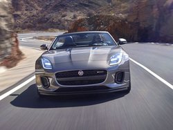 JAGUAR F-TYPE 2018 Coupe Coupe 2.0 i4 R-Dynamic rwd 300cv auto my19