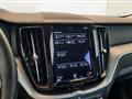 VOLVO XC60 B4 (d) AWD automatico Momentum Pro