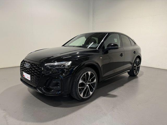 AUDI Q5 SPORTBACK SPORTBACK 55 TFSIe QUATTRO S-TRONIC IDENTITY BLA