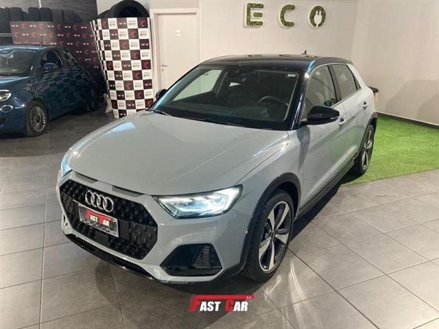 AUDI A1 ALLSTREET A1 allstreet 30 TFSI Identity Contrast