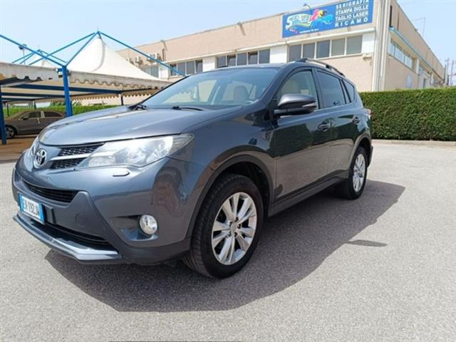 TOYOTA RAV4 2.2 D-CAT A/T 4WD Lounge