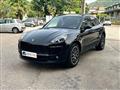 PORSCHE MACAN 2.0 Total black Pdk