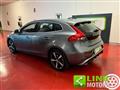 VOLVO V40 D2 R-design Momentum 1 anno GARANZIA