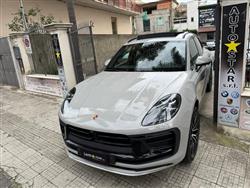 PORSCHE Macan 2.0 T