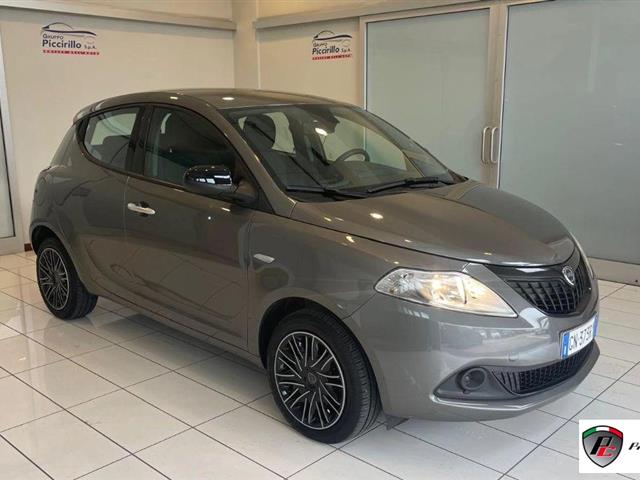 LANCIA Y Ypsilon 1.0 FireFly 5 porte S&S Hybrid Platino