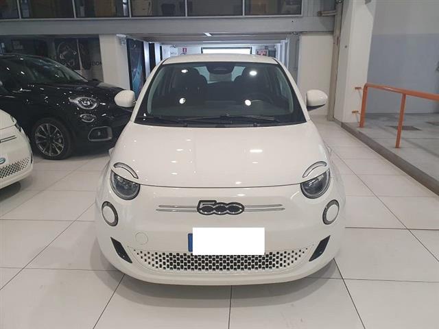 FIAT 500 ELECTRIC 500 Icon Berlina 42 kWh