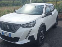 PEUGEOT 2008 PureTech 100 S&S Allure