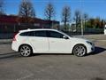 VOLVO V60 (2010) D5 Geartronic Momentum