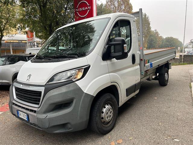 PEUGEOT Boxer 335 2.0 BlueHDi 130CV PL Cassonato