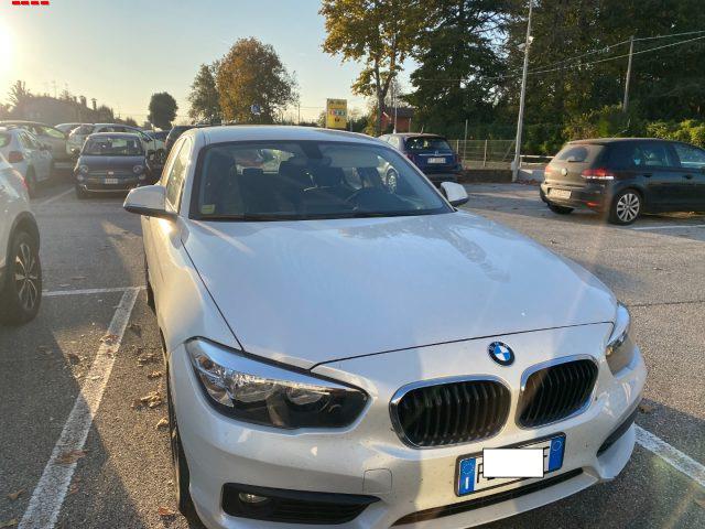 BMW SERIE 1 d 5p. Business