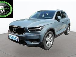 VOLVO XC40 D3 Momentum Pro