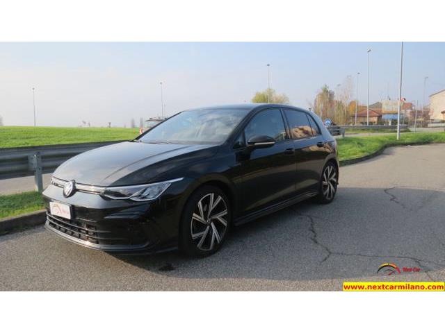 VOLKSWAGEN GOLF 1.5 TSI 150 CV EVO ACT R-Line