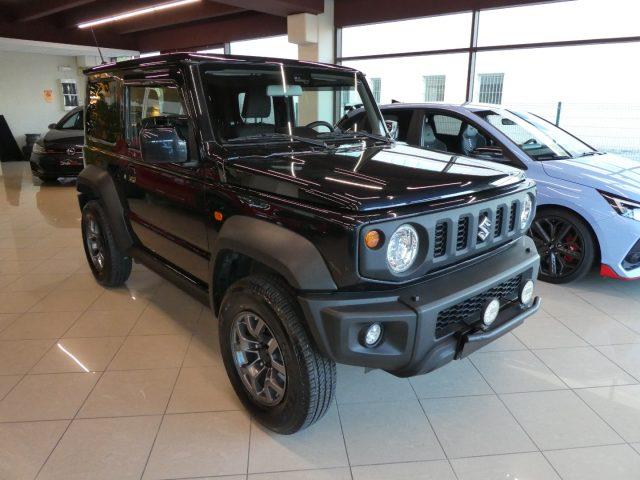 SUZUKI JIMNY 1.5 102 Cv 4x4 Top 4 POSTI - LED, Navi, TRAINO