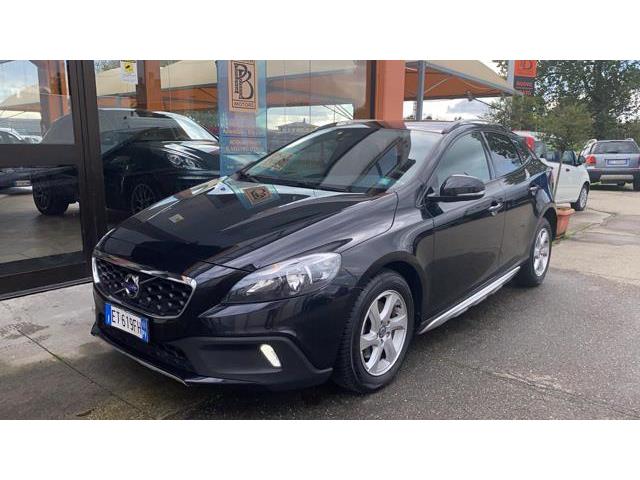 VOLVO V40 CROSS COUNTRY D2 1.6 Business