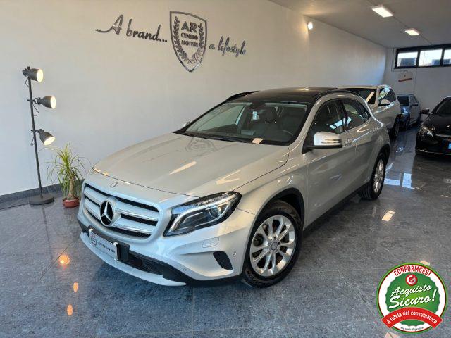 MERCEDES CLASSE GLA CDI Automatic Sport Tetto Fari Led Pelle