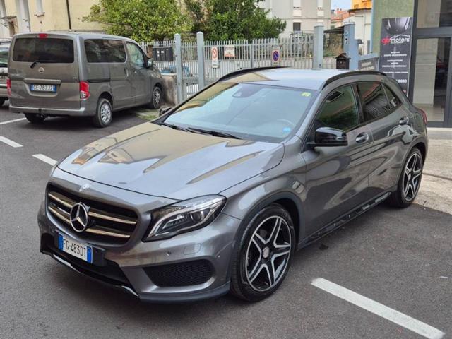 MERCEDES Classe GLA GLA 200 d Premium