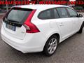 VOLVO V60 (2010) D3 Geartronic Kinetic