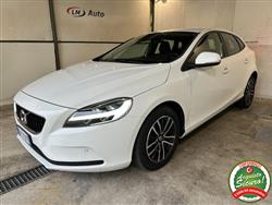 VOLVO V40 D2 Momentum