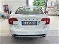 VOLVO S60 CROSS COUNTRY Cross Country D3 Geartronic Business Plus