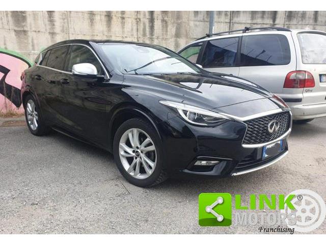 INFINITI Q30 1.5  CDI 109 CV Premium