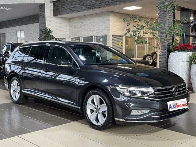 VOLKSWAGEN PASSAT Variant 2.0 TDI SCR 200 CV DSG Executive