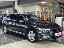 VOLKSWAGEN PASSAT Variant 2.0 TDI SCR 200 CV DSG Executive