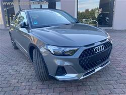 AUDI A1 SPORTBACK SPB 35 TFSI S tronic Identity Black