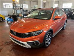 FIAT TIPO 1.5 Hybrid DCT 5 porte Cross
