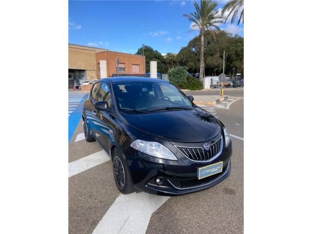 LANCIA Ypsilon 1.0 firefly hybrid Silver s&s 70cv 5p.ti