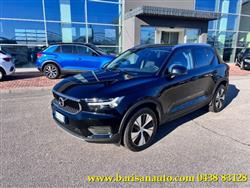 VOLVO XC40 T3 Geartronic Momentum Pro