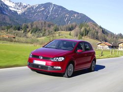 VOLKSWAGEN POLO V 2014 5p 1.0 mpi Comfortline 75cv