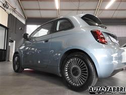 FIAT 500 E 500 Icon 3+1