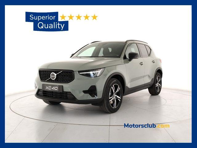 VOLVO XC40 B3 automatico Plus Dark - Pronta consegna