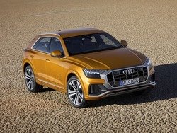 AUDI Q8 55 TFSI quattro tiptronic Sport