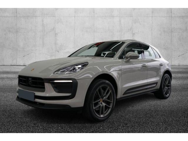 PORSCHE MACAN 2.0