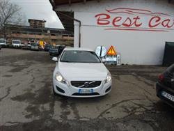 VOLVO V60 2.0 d4 ved (d3) Momentum geartronic